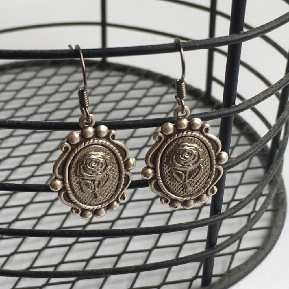 🌹 Rose stamping silver dangle earrings 🌹 - Picture 2 of 2